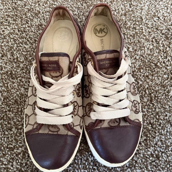 Michael Kors Shoes - Michael Kors City Lace-Up Sneakers for Women Size 7.5 M Brown